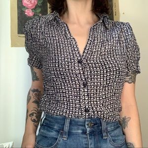 3/25 ✨ Vtg 100% Silk Blouse 💙